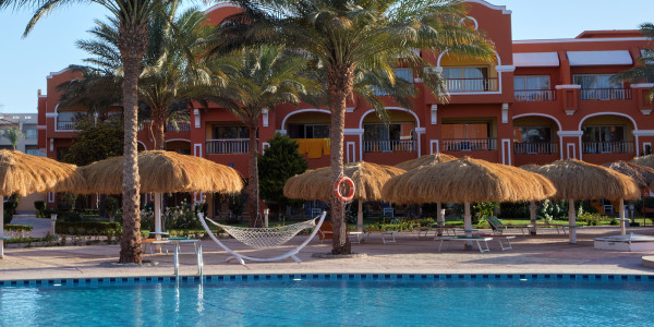 Proyectos Construcción de Piscinas Arrecife · Piscinas para Comunidades Vecinos / Propietarios